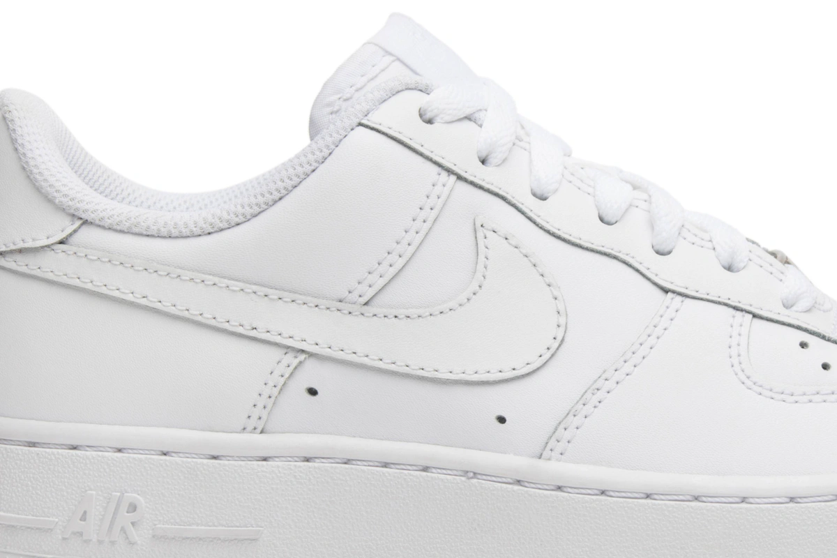 (Grade School) Nike Air Force 1 Low 'White' 314192-117