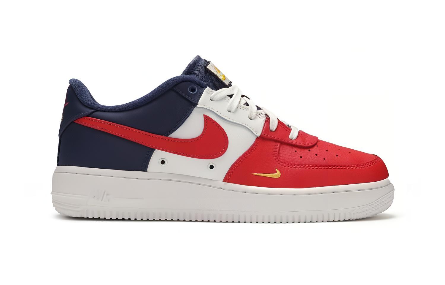 Order (Nilai Sekolah) Nike Air Force 1 Low LV8 'Hari Kemerdekaan' Anak-anak 820438-603