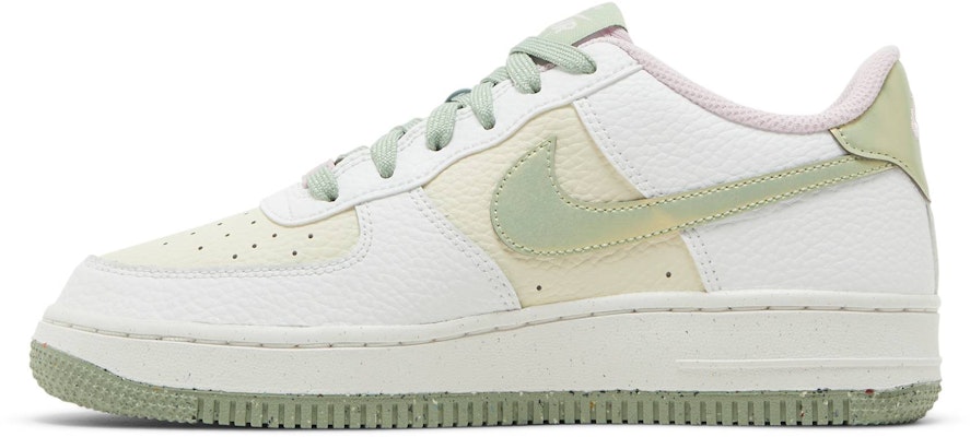 (초등학생) 나이키 에어포스 1 LV8 '뮤트 그린' DQ0360-100 Lookbook (초등학생) 나이키 에어포스 1 LV8 '뮤트 그린' DQ0360-100