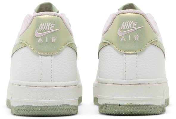 (초등학생) 나이키 에어포스 1 LV8 '뮤트 그린' DQ0360-100 Details for (초등학생) 나이키 에어포스 1 LV8 '뮤트 그린' DQ0360-100