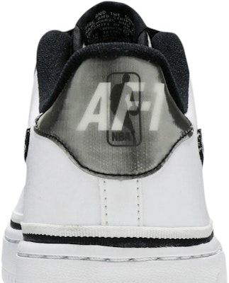 (SD) Nike Air Force 1 Low NBA Putih Hitam AR0734-100 Sizing (SD) Nike Air Force 1 Low NBA Putih Hitam AR0734-100