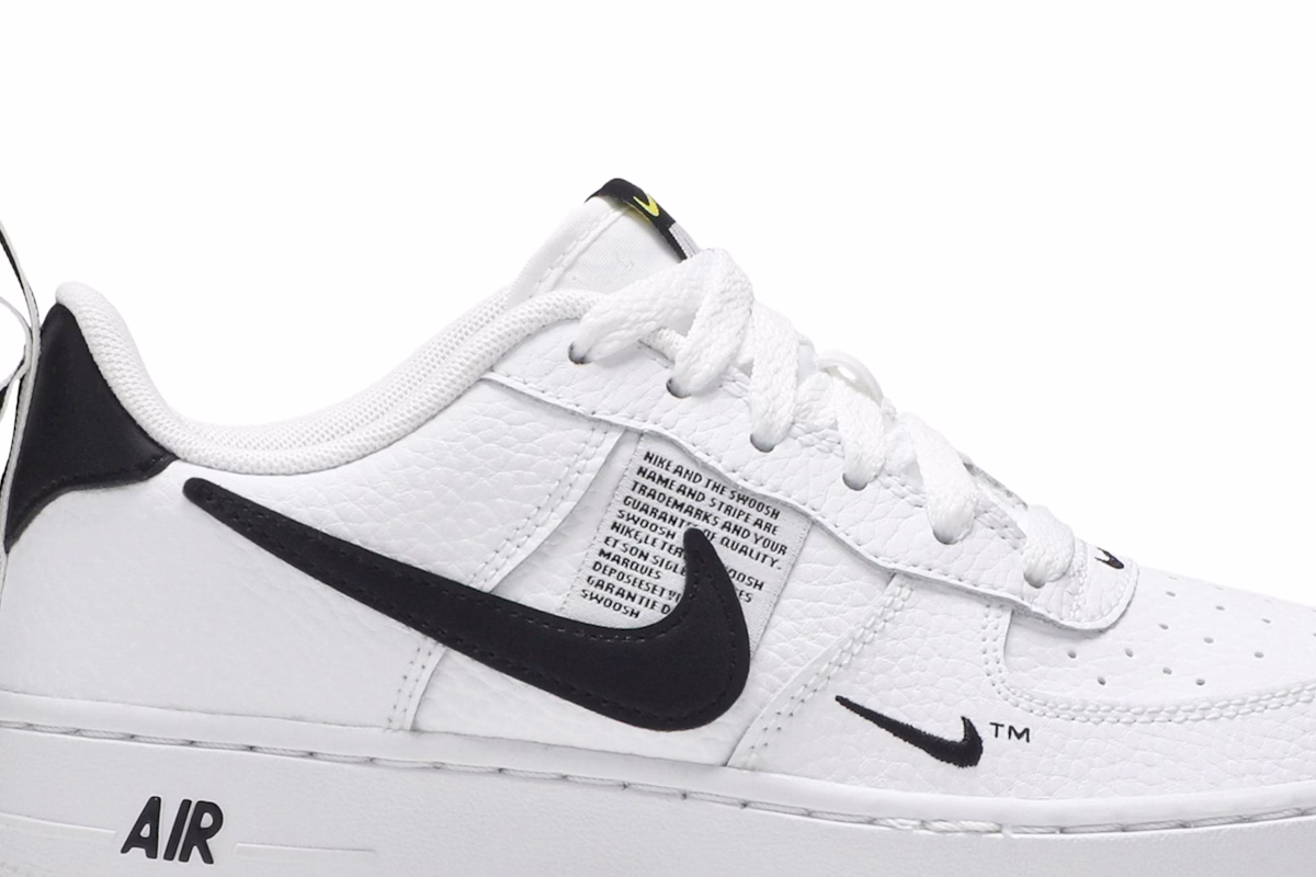 (Grade School) Nike Air Force 1 Low Utility White Black AR1708-100