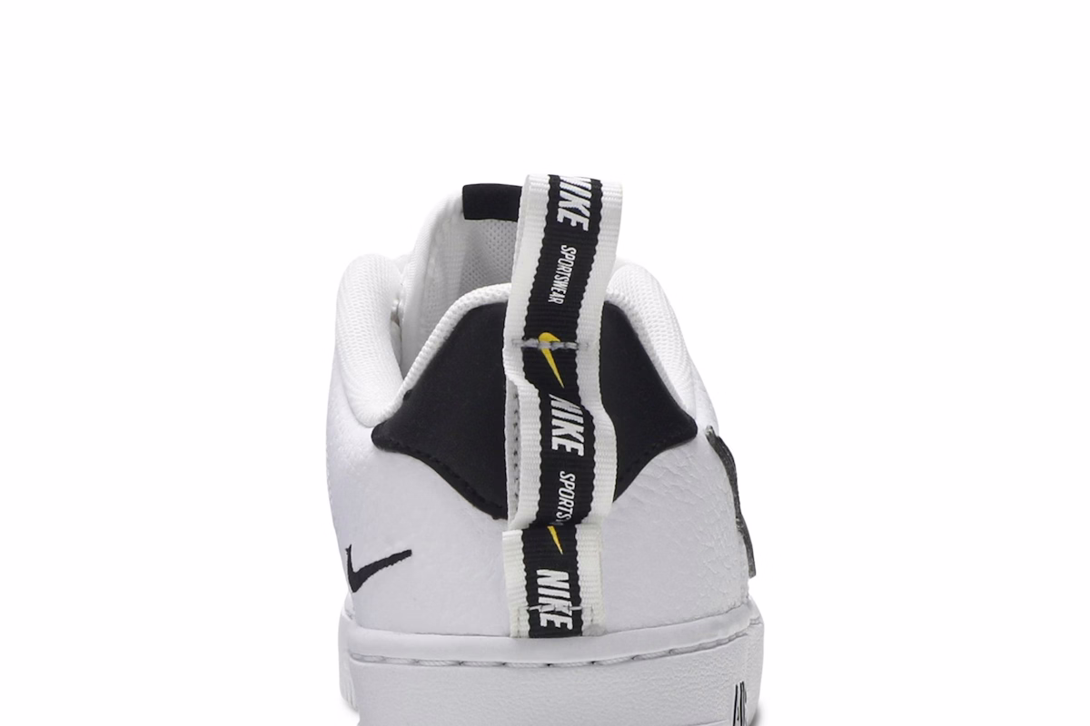 (Grade School) Nike Air Force 1 Low Utility White Black AR1708-100