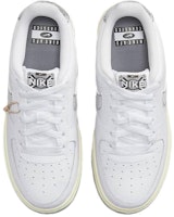 GS ナイキ エアフォース1 LV8 3 "ヒップホップ50周年" DX1657-100 Shop GS ナイキ エアフォース1 LV8 3 "ヒップホップ50周年" DX1657-100