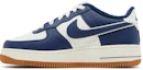Lookbook 나이키 에어포스 1 LV8 3 '칼리지 팩 - 미드나잇 네이비' (초등학생) DQ5972-101