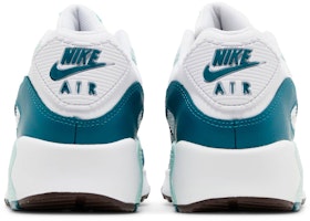 (Nilai Sekolah) Nike Air Max 90 Kulit 'Putih Jade Ice' DV3607-104 Details for (Nilai Sekolah) Nike Air Max 90 Kulit 'Putih Jade Ice' DV3607-104