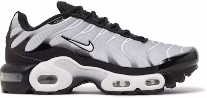 (Grade School) Nike Air Max Plus 'Black Metallic Silver' CD0609-018 (Grade School) Nike Air Max Plus 'Black Metallic Silver' CD0609-018