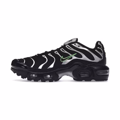 (GS) Nike Air Max Plus 'Black Silver Green Strike'
