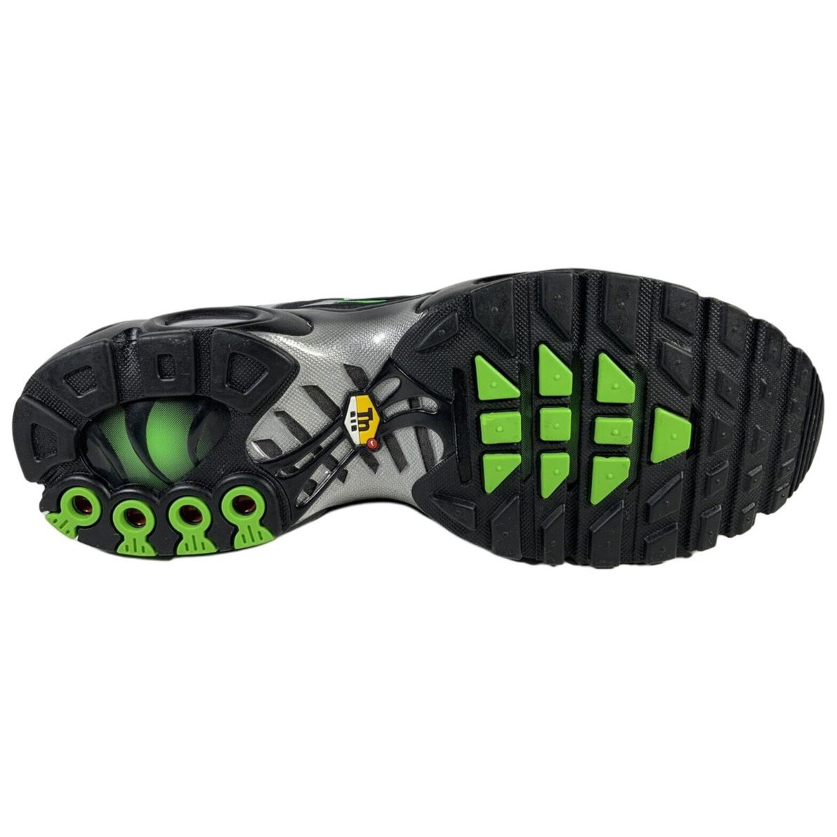 (GS) Nike Air Max Plus 'Black Silver Green Strike' 圖 4