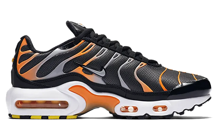 (GS) Nike Air Max Plus 'Black Total Orange' 圖 2