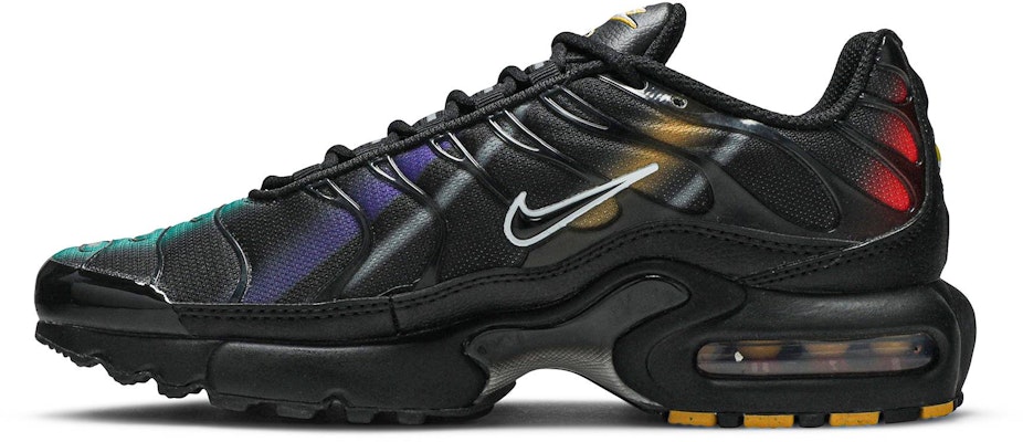 Air max plus sales black grade school
