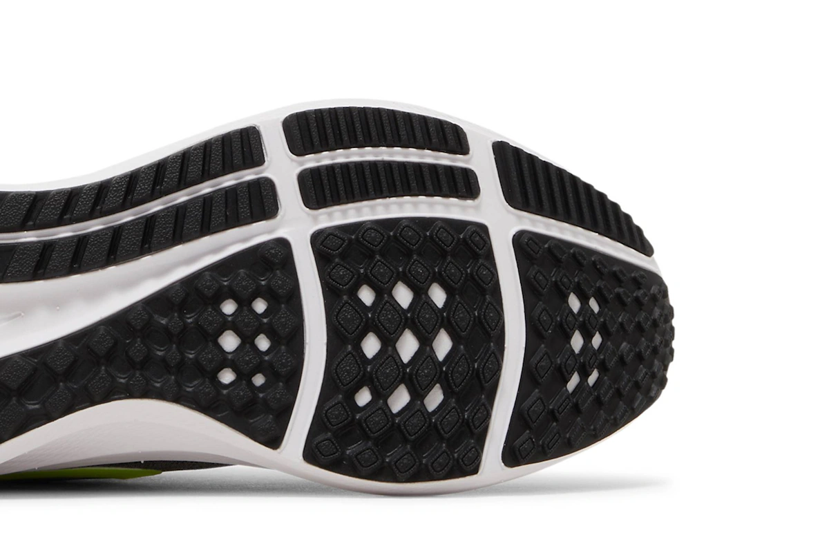 (Grade School) Nike Air Zoom Pegasus 39 'Black Barely Volt' DM4015-002