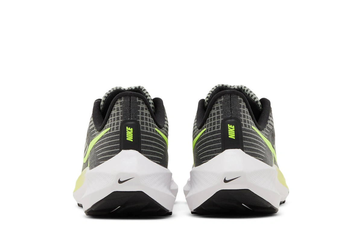 (Grade School) Nike Air Zoom Pegasus 39 'Black Barely Volt' DM4015-002