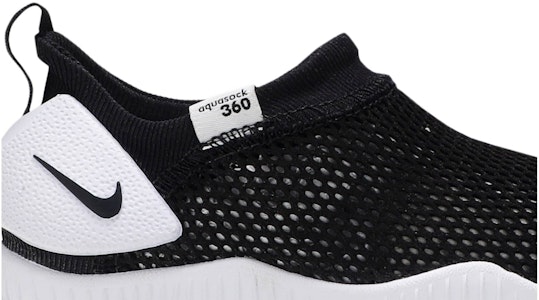 GS ナイキ アクアソック 360 黒白 (Nike Akua Sokku 360 Kuro Shiro) 943758-003 Order GS ナイキ アクアソック 360 黒白 (Nike Akua Sokku 360 Kuro Shiro) 943758-003
