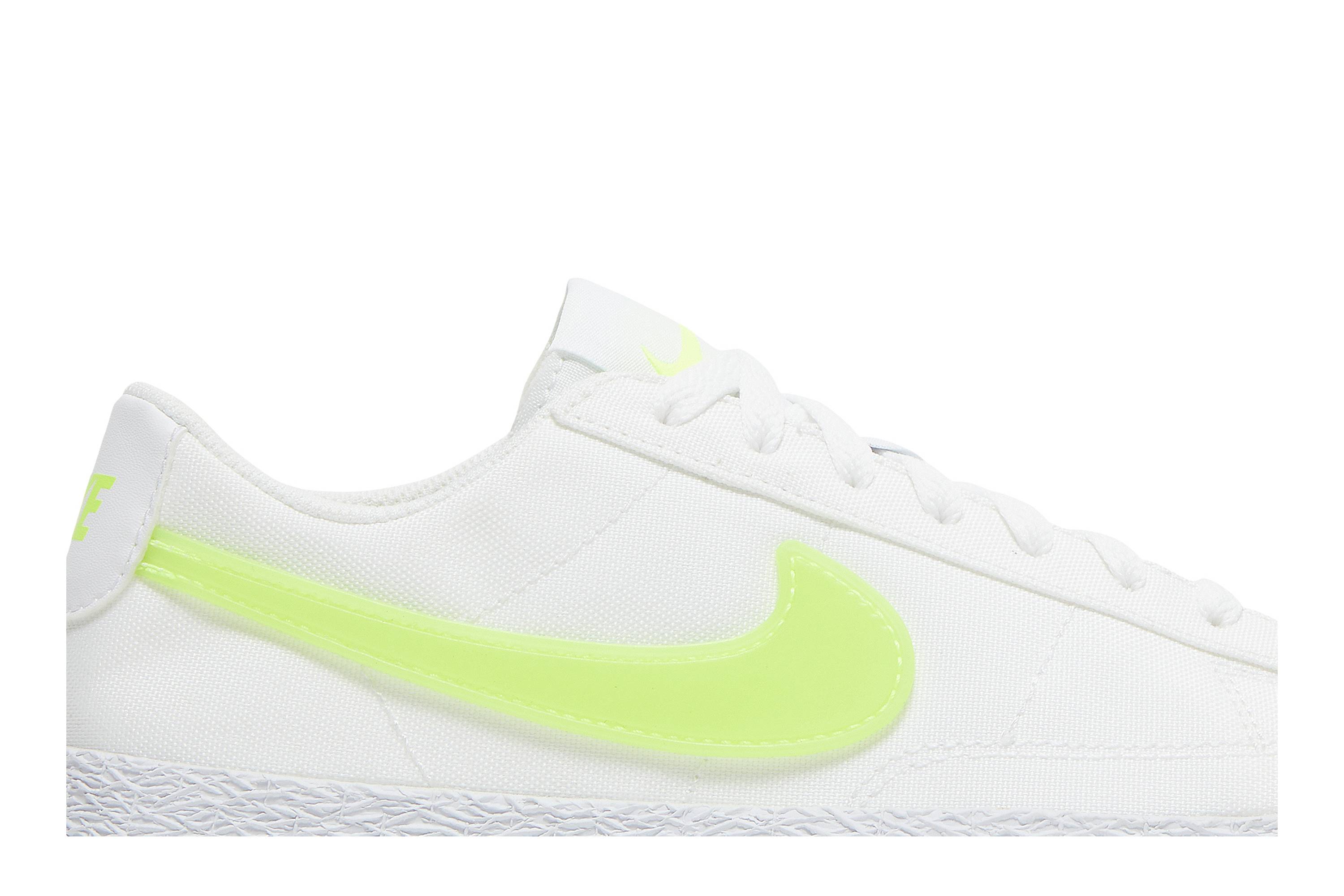 Order (Nilai Sekolah) Nike Blazer Low Pop 'Putih Volt' AQ5604-101