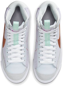 나이키 블레이저 미드 '77 '댄스 - 베얼리 그레이프 메탈릭 코퍼' DQ6084-500 Shop 나이키 블레이저 미드 '77 '댄스 - 베얼리 그레이프 메탈릭 코퍼' DQ6084-500