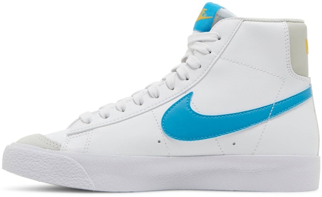 (Grade School) Nike Blazer Mid '77 'White Laser Blue' DA4086-107 Lookbook (Grade School) Nike Blazer Mid '77 'White Laser Blue' DA4086-107