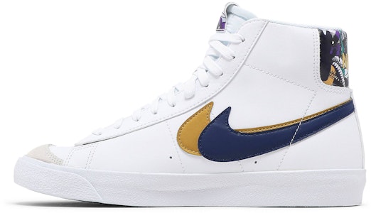 GS ナイキ ブレーザー MID '77 SE ダブルスウッシュ 白金青 DD1847-102 Lookbook GS ナイキ ブレーザー MID '77 SE ダブルスウッシュ 白金青 DD1847-102