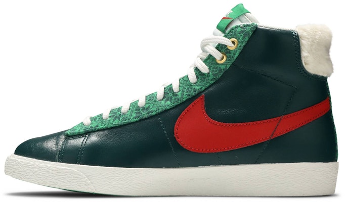 (Grade School) Nike Blazer Mid '77 Vintage 'Christmas Sweater' DC4410-300 Lookbook (Grade School) Nike Blazer Mid '77 Vintage 'Christmas Sweater' DC4410-300