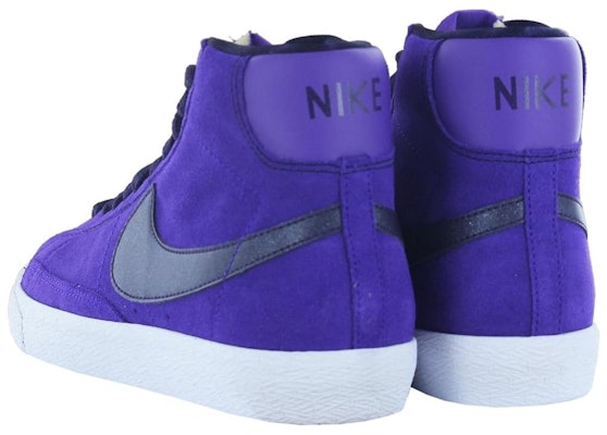 (Nilai Sekolah) Nike Blazer Mid 'Ungu Listrik' 539930-502 Lookbook (Nilai Sekolah) Nike Blazer Mid 'Ungu Listrik' 539930-502
