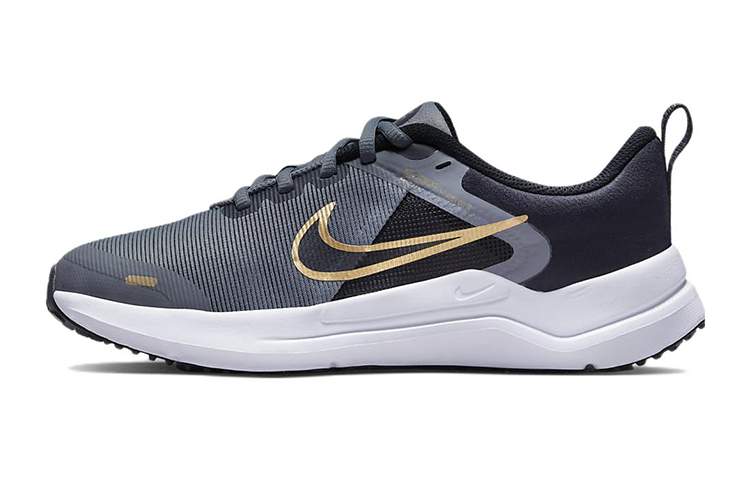 Buy (Nilai Sekolah) Nike Downshifter 12 'Abu Metalik Emas' anak-anak DM4194-005