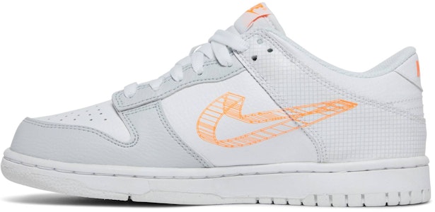 GS ナイキ ダンク LOW "3Dスウッシュ グレー/白/オレンジ" DR0171-100 Lookbook GS ナイキ ダンク LOW "3Dスウッシュ グレー/白/オレンジ" DR0171-100