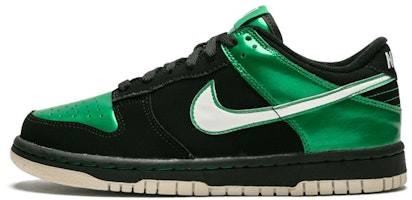 (Grade School) Nike Dunk Low 'Green Lantern' 310569-911