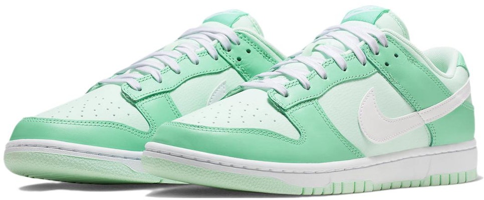 (Nilai Sekolah) Nike Dunk Low 'Light Menta' DJ6188-301 Lookbook (Nilai Sekolah) Nike Dunk Low 'Light Menta' DJ6188-301
