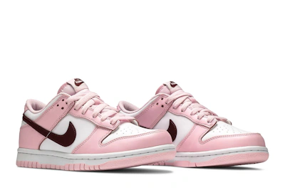 (Grade School) Nike Dunk Low 'Valentine's Day' CW1590-601