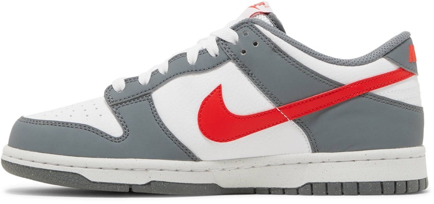 (學齡) Nike Dunk Low Next Nature '煙灰淺猩紅' FB8038-001 Lookbook (學齡) Nike Dunk Low Next Nature '煙灰淺猩紅' FB8038-001