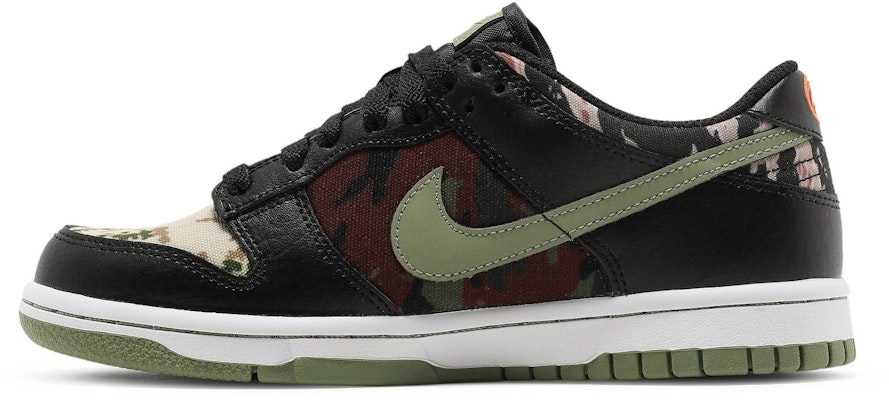 나이키 덩크 로우 SE '블랙 멀티 카모' (초등학생) DB1909-001 Lookbook 나이키 덩크 로우 SE '블랙 멀티 카모' (초등학생) DB1909-001
