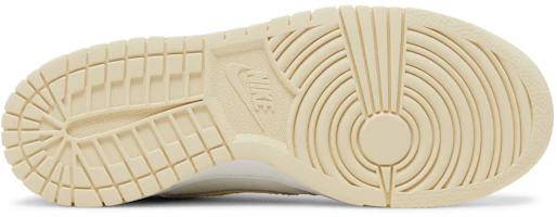 Shop (Grade School) Nike Dunk Low SE 'Easter' FJ4641-536