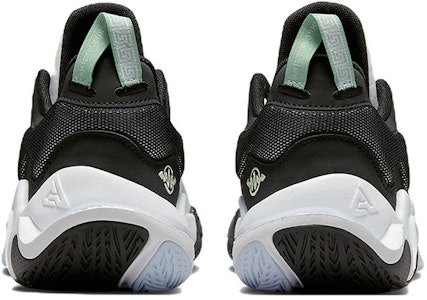 (Nilai Sekolah) Nike Giannis Immortality 2 'Putih/Beary Bolt/Abu/Hitam' DQ1943-101 Purchase (Nilai Sekolah) Nike Giannis Immortality 2 'Putih/Beary Bolt/Abu/Hitam' DQ1943-101