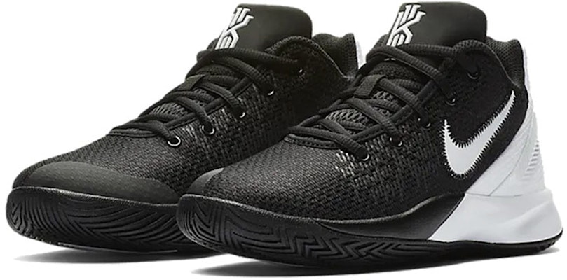 (Escolares) Nike Kyrie Flytrap 2 'Negro Blanco' AQ3412-001 Lookbook (Escolares) Nike Kyrie Flytrap 2 'Negro Blanco' AQ3412-001