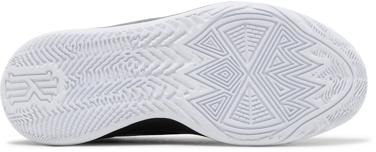 (Sekolah Dasar) Nike Kyrie Flytrap 6 'Hitam Putih' DQ8094-009 Shop (Sekolah Dasar) Nike Kyrie Flytrap 6 'Hitam Putih' DQ8094-009