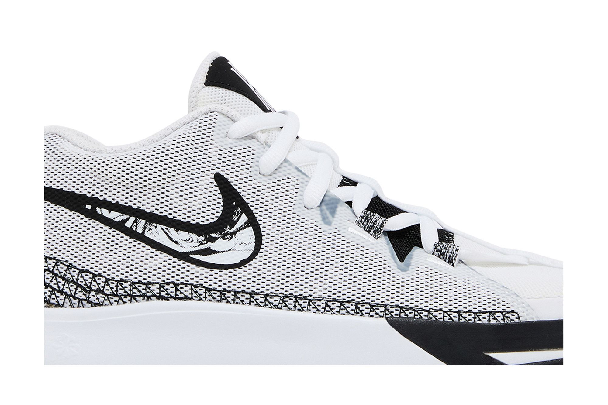Order Nike Kyrie Flytrap 6 ''Wit Zwart'' (Grade School) DQ8094-101