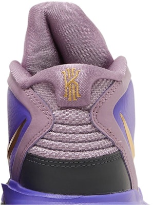 (Grade School) Nike Kyrie Infinity Ungu Emas Mewah DD0334-500 Sizing (Grade School) Nike Kyrie Infinity Ungu Emas Mewah DD0334-500