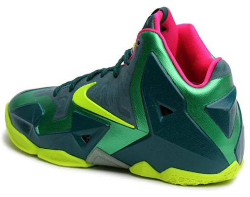 (Nilai Sekolah) Nike LeBron 11 'T-Rex' 621712-300 Lookbook (Nilai Sekolah) Nike LeBron 11 'T-Rex' 621712-300