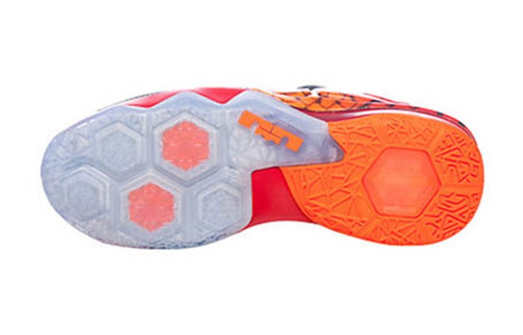 Shop (小童款) 耐克 LeBron 12 Low 'Gone Fishing' 744547-004