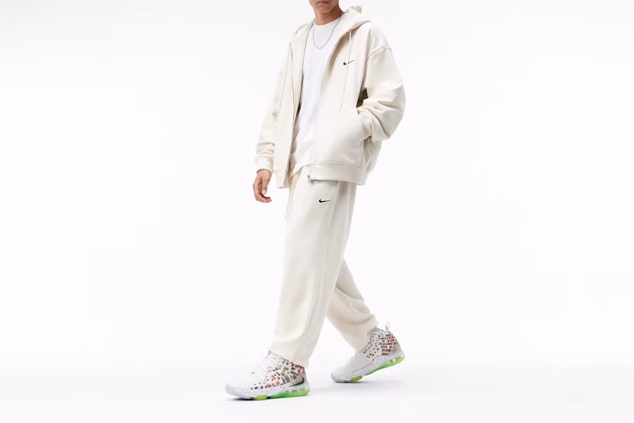 Nike LeBron 17 ''Air Command Force'' (Grade School) Ragazzi BQ5594-100 Order Nike LeBron 17 ''Air Command Force'' (Grade School) Ragazzi BQ5594-100