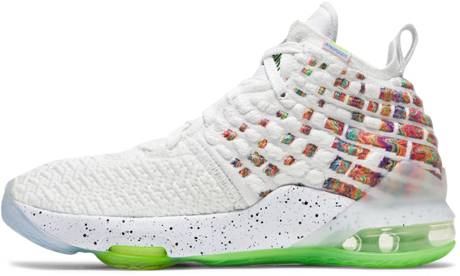 Nike LeBron 17 ''Air Command Force'' (Grade School) Ragazzi BQ5594-100 Shop Nike LeBron 17 ''Air Command Force'' (Grade School) Ragazzi BQ5594-100