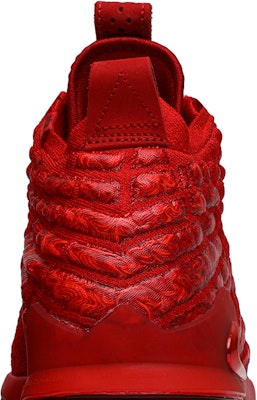 GS レブロン17 BG "レッドカーペット" BQ5594-600 Sizing GS レブロン17 BG "レッドカーペット" BQ5594-600