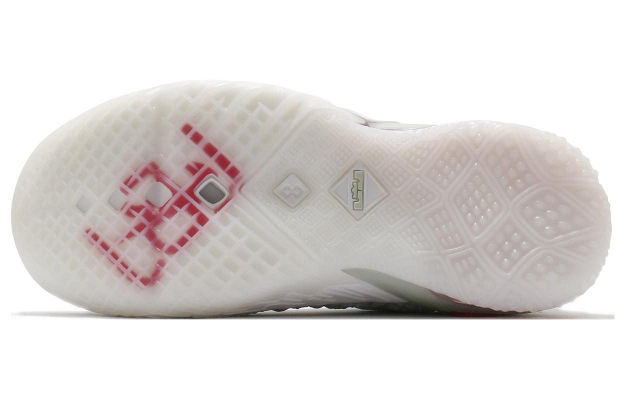 Shop (Grade School) Nike LeBron 18 'Empire Jade' Kanak-Kanak CT4677-002