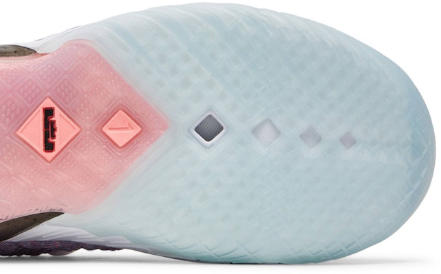 (大童款) 耐吉 LeBron 18 'Graffiti' CW2760-900 Purchase (大童款) 耐吉 LeBron 18 'Graffiti' CW2760-900