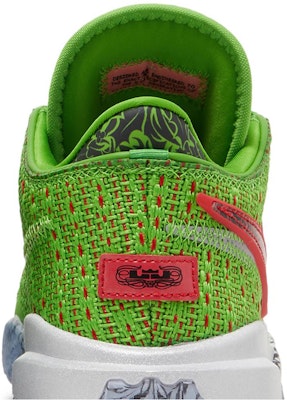 (Grade School) Nike LeBron 20 'Stocking Stuffer' DQ8646-300 Sizing (Grade School) Nike LeBron 20 'Stocking Stuffer' DQ8646-300