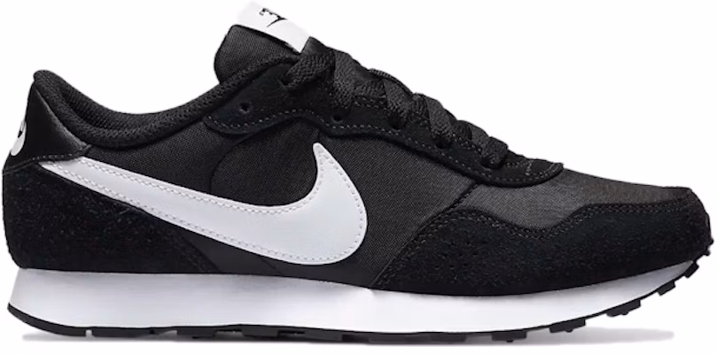 GS ナイキ MD バリアント 黒白 (Nike MD バリアント クロシロ) CN8558-002 Buy GS ナイキ MD バリアント 黒白 (Nike MD バリアント クロシロ) CN8558-002