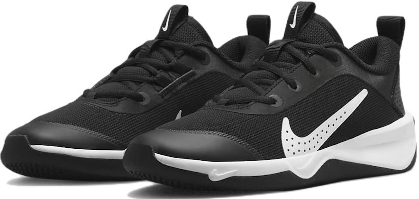 (大童款)Nike Omni 多功能球鞋「黑白」DM9027-002 Lookbook (大童款)Nike Omni 多功能球鞋「黑白」DM9027-002