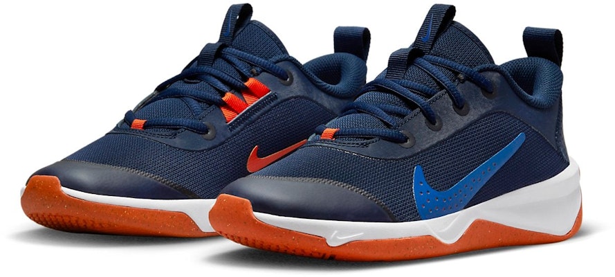 (Kanak-Kanak) Nike Omni Multi-Court 'Navy Tengah Oren Keselamatan' DM9027-400 Lookbook (Kanak-Kanak) Nike Omni Multi-Court 'Navy Tengah Oren Keselamatan' DM9027-400