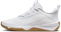 Buy (Nilai Sekolah) Nike Omni Multi-Court 'Putih Gum' DM9027-105