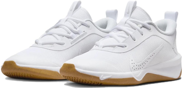 (Grade School) Nike Omni Multi-Court 'Putih Gum' DM9027-105 Lookbook (Grade School) Nike Omni Multi-Court 'Putih Gum' DM9027-105